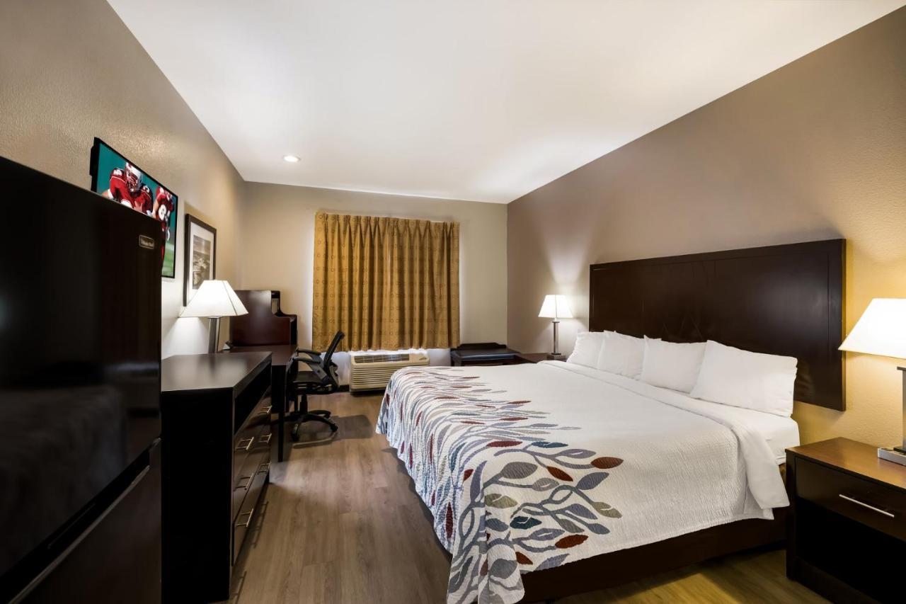 Red Roof Inn פקוס מראה חיצוני תמונה