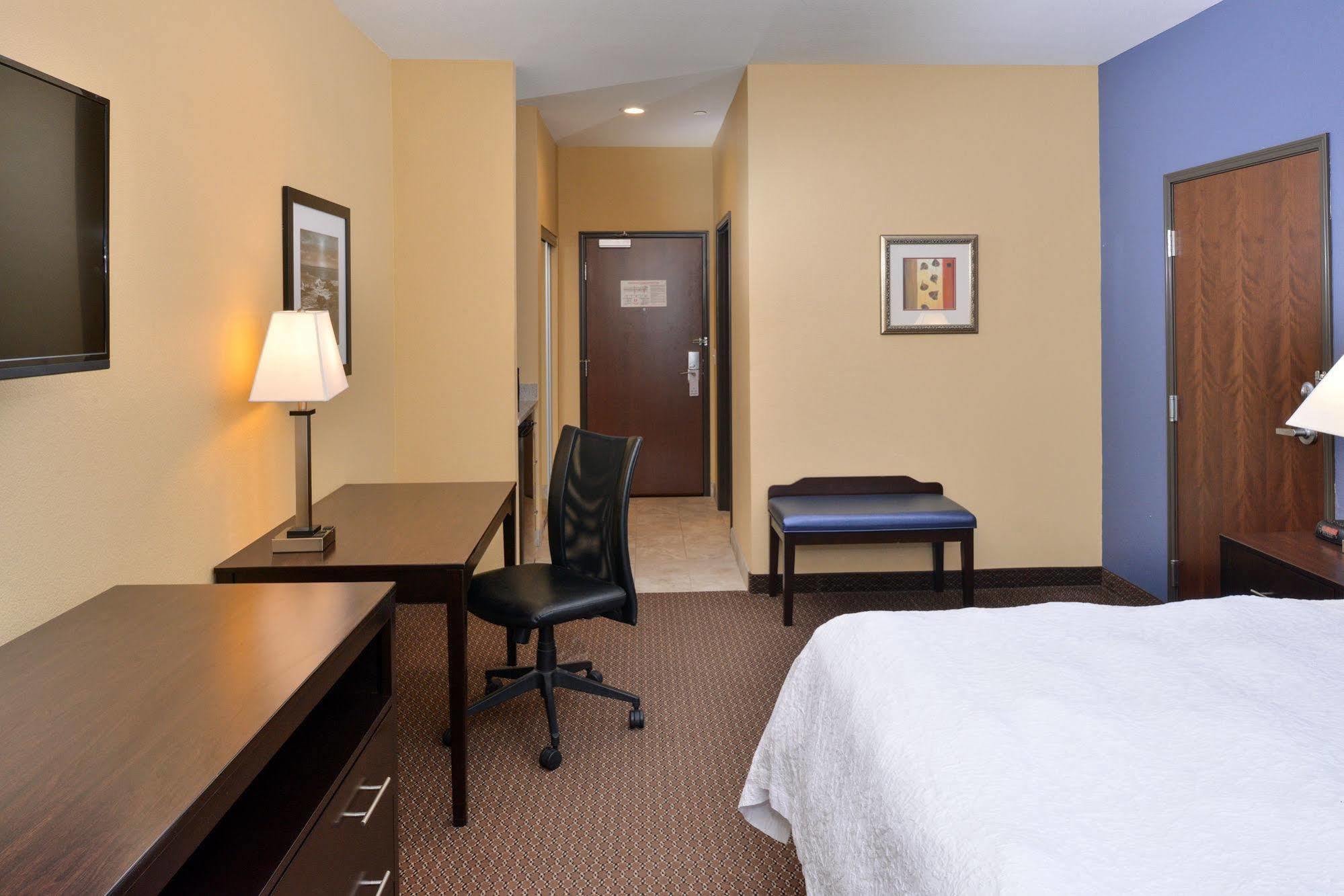 Red Roof Inn פקוס מראה חיצוני תמונה